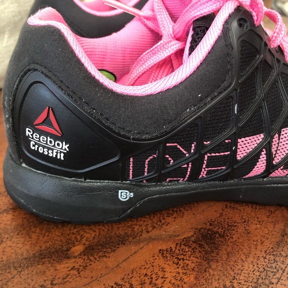 Reebok Crossfit CF ladies 6 1/2 tennis shoe - Picture 2 of 15